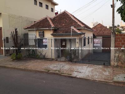 Casa para Venda, em Presidente Prudente, bairro Vila Roberto, 3 dormitórios, 1 banheiro, 1 suíte, 2 vagas